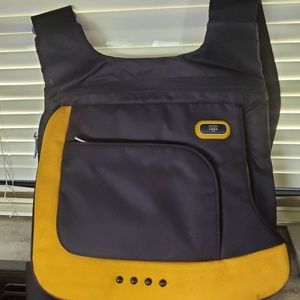 Tumi Messanger Bag